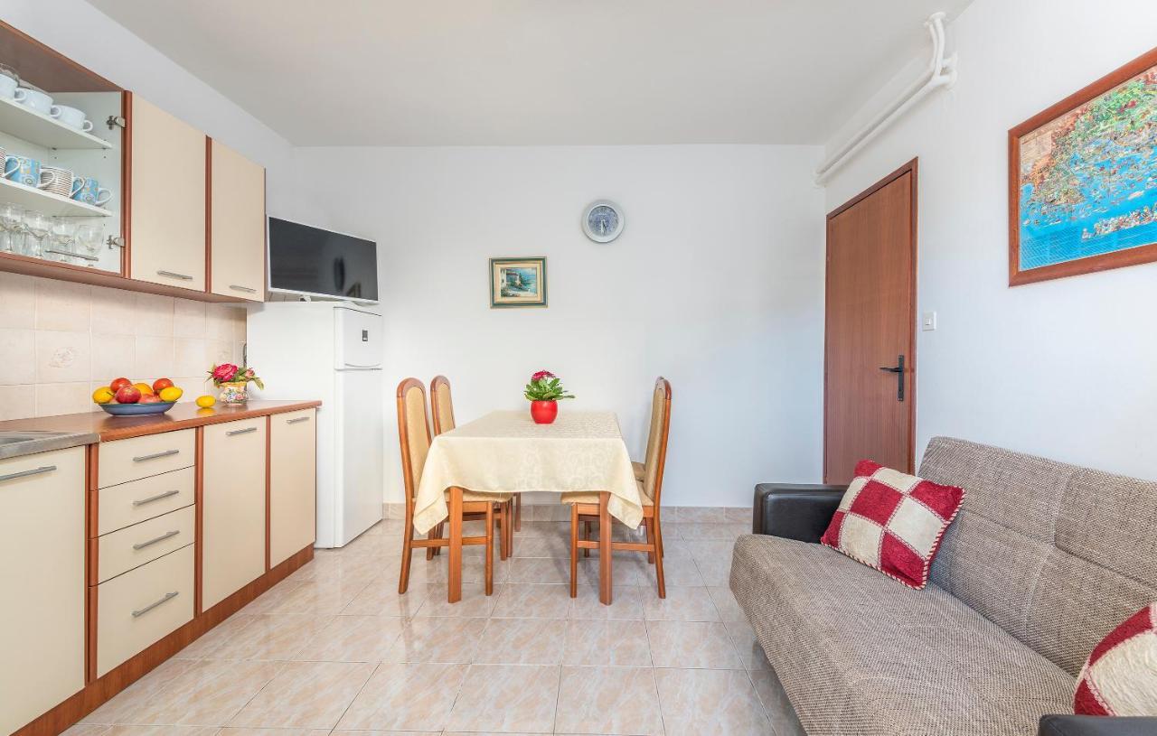 Apartments Feniks 포레치 외부 사진