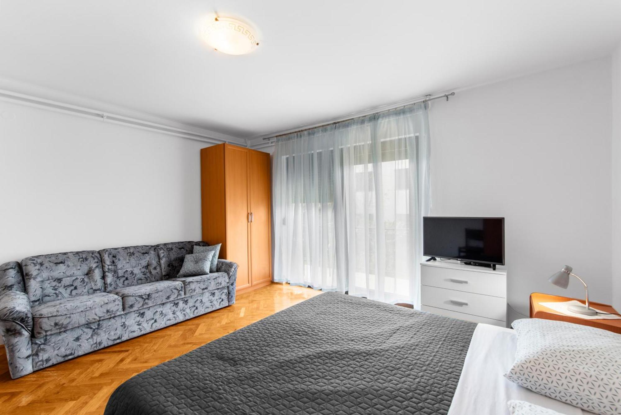Apartments Feniks 포레치 외부 사진